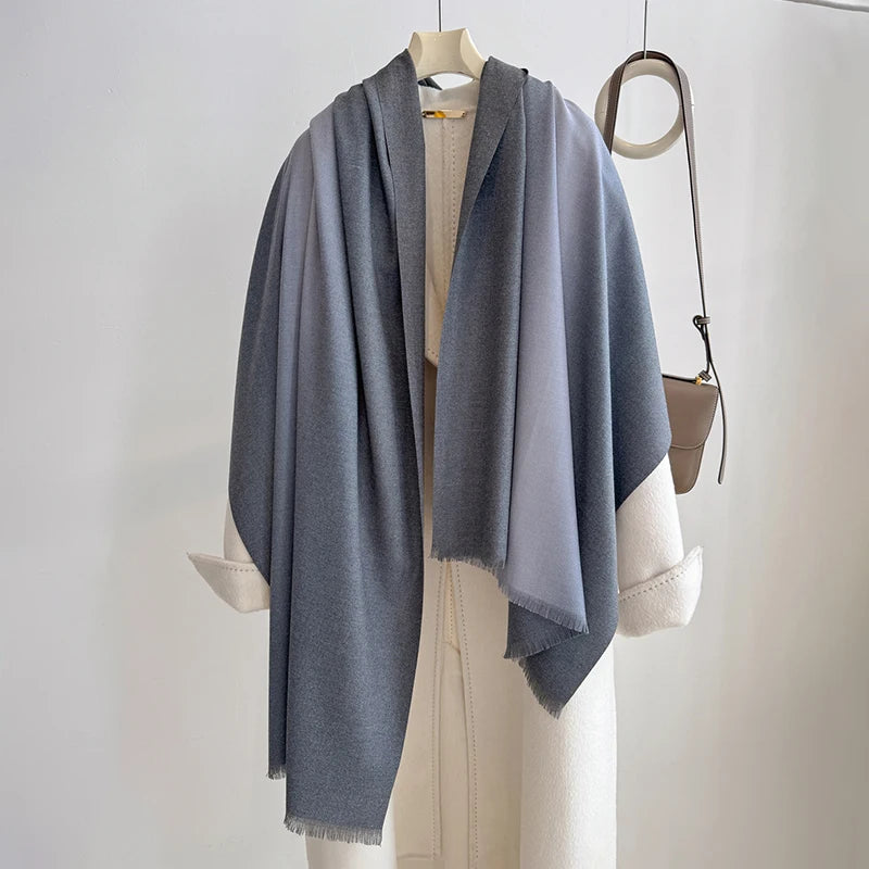 Novo inverno xale cachecóis envoltório 2025 design gradiente cachecol feminino moda quente pashmina femal poncho neckerchief echarpe bandana
