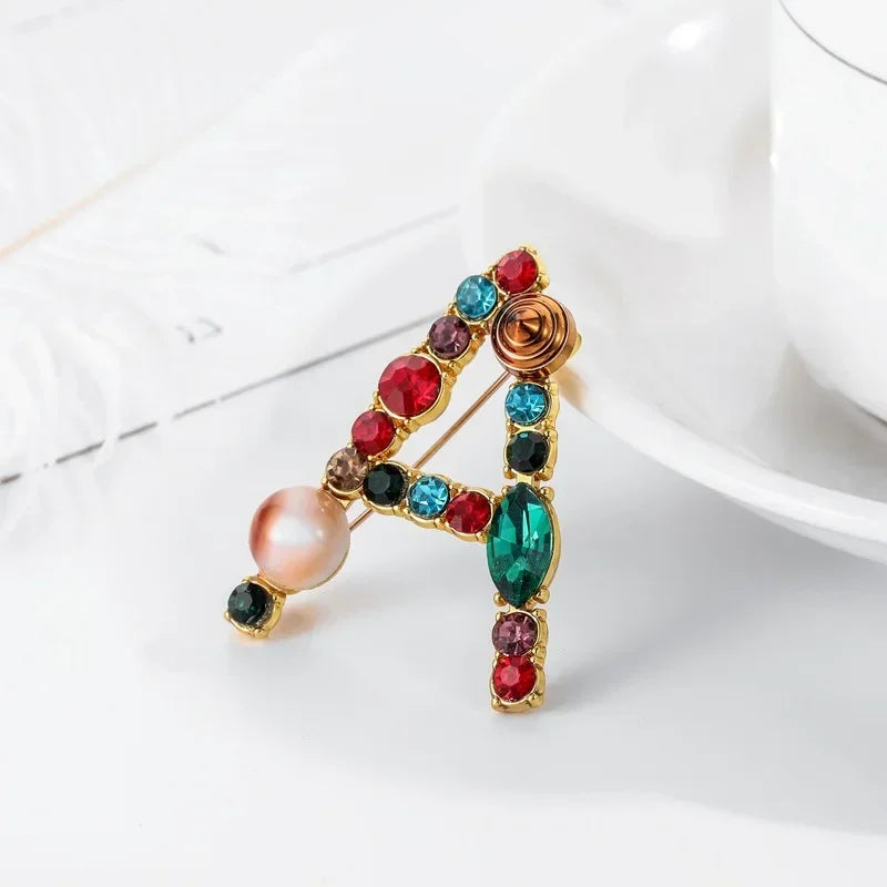 Nova chegada inglês carta palavra broche colorido strass cristal lapela pinos para mulheres camisola terno broche festa jóias presentes