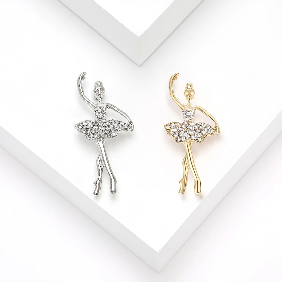 Broche Bailarina Esmaltado com Strass Elegante Feminino