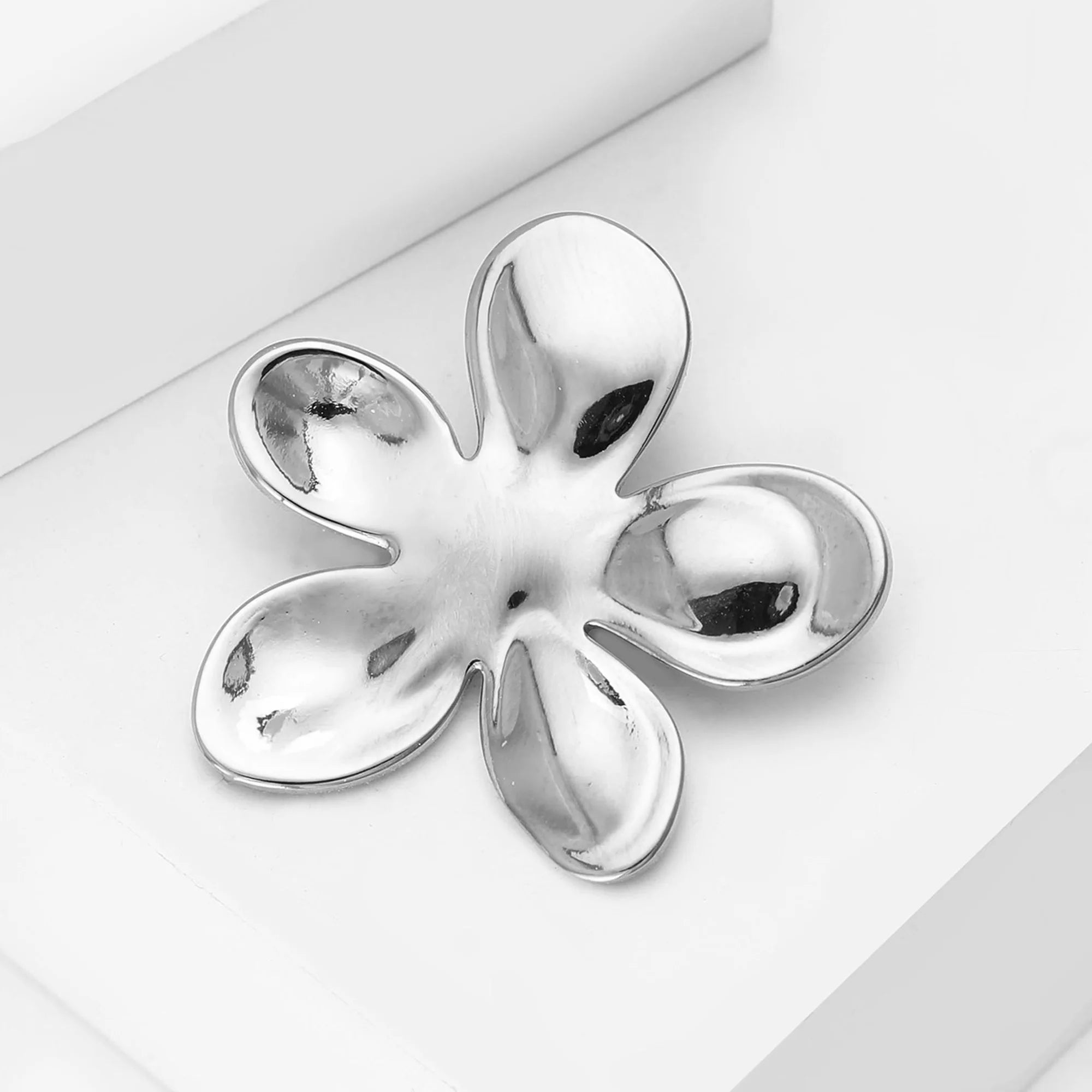 Broche Flores Metálicas com Design Geométrico Elegante Feminino