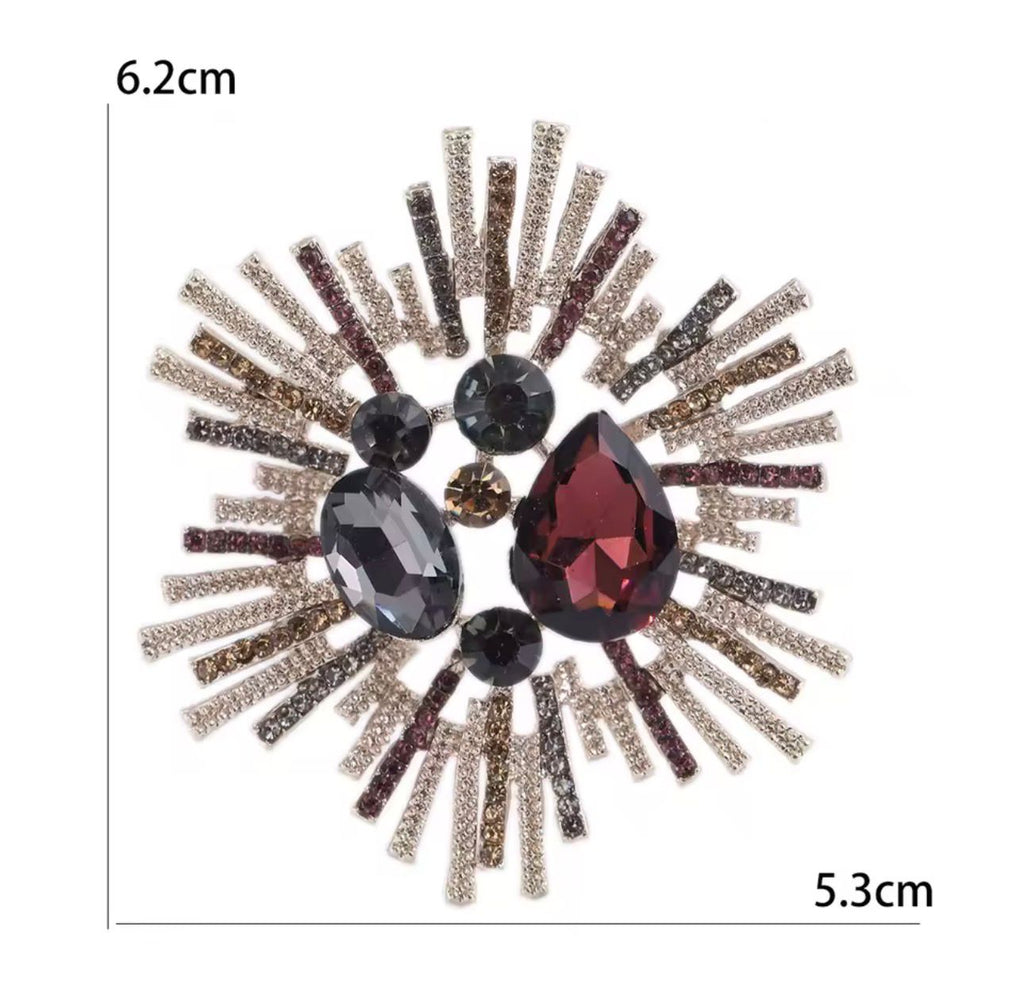 Broche Feminino Elegante Flor de Cristais