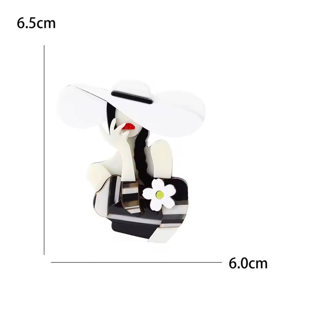 Broche Feminino Rosto Personagem Acrílico Elegante