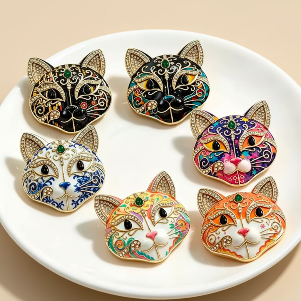 Broche Gato Místico Esmaltado com Strass