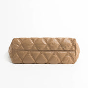 Bolsa de Ombro Feminina Acolchoada com Correntes