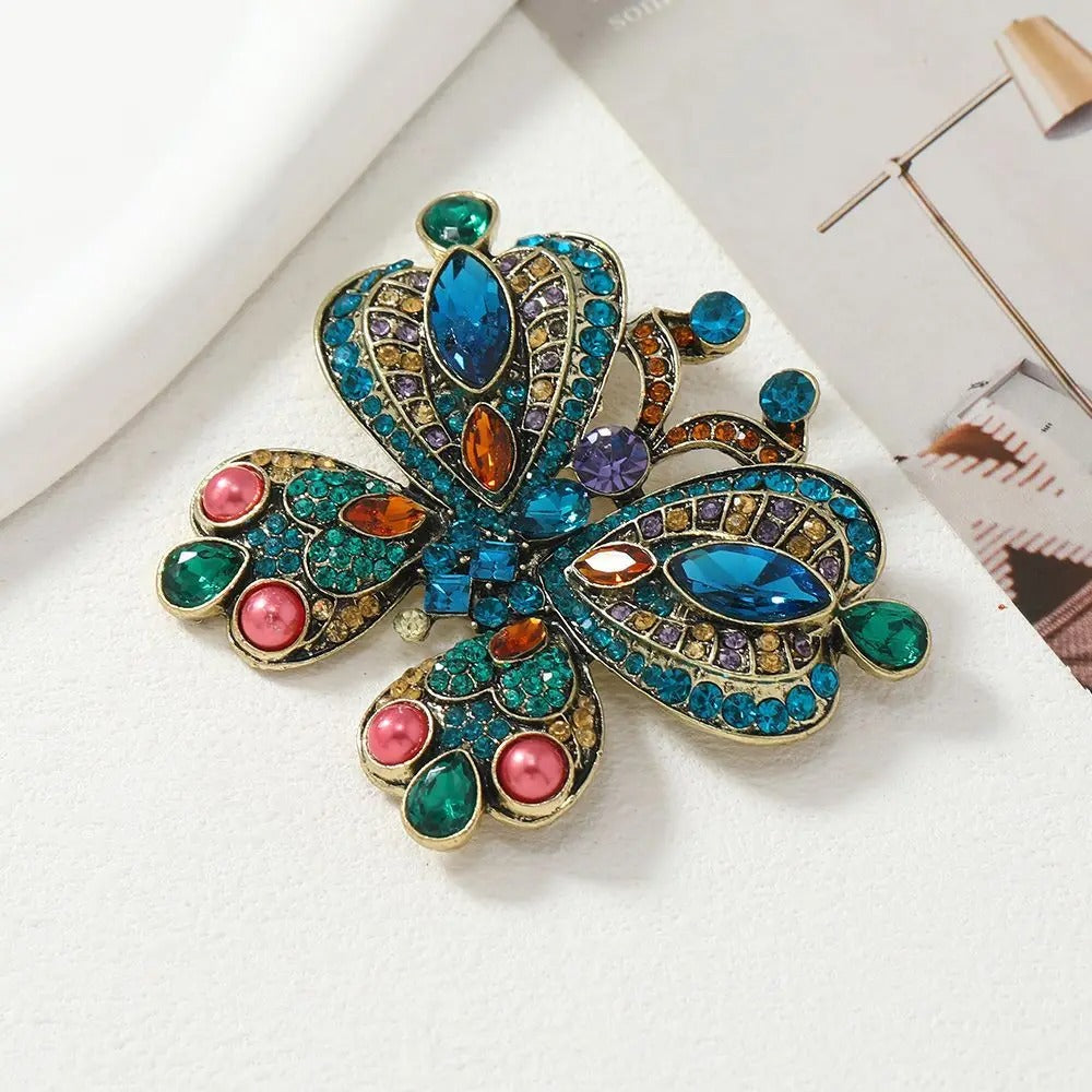 Broche Borboleta Imperial com Cristais