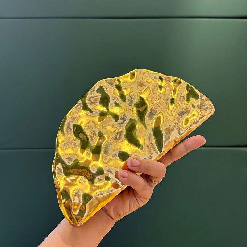 Bolsa Clutch Dourada Luxuosa com Alça